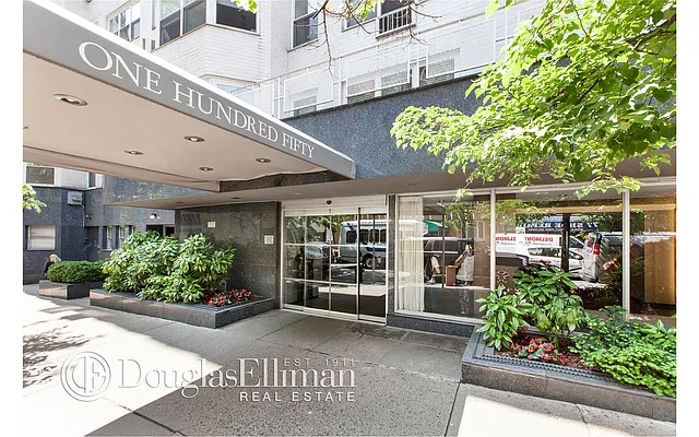 Sold by Douglas Elliman | media 21