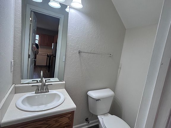 5th image of 9894 Bettis Estates Ln
