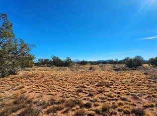 2354 S Hollyhock Ln, Williams, AZ 86046