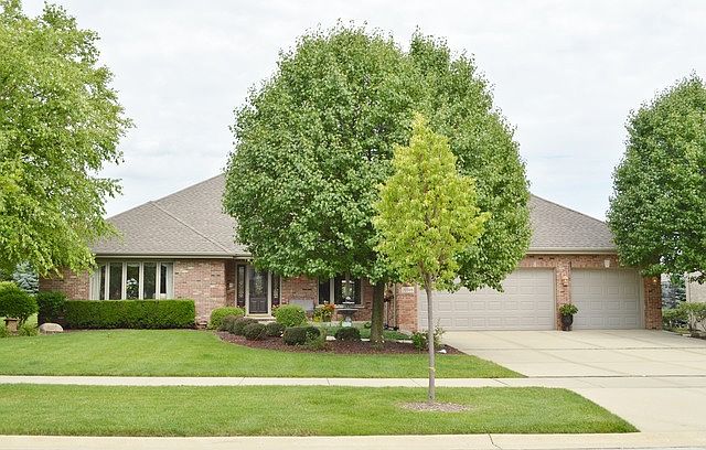 1st image of 22389 Aster Dr