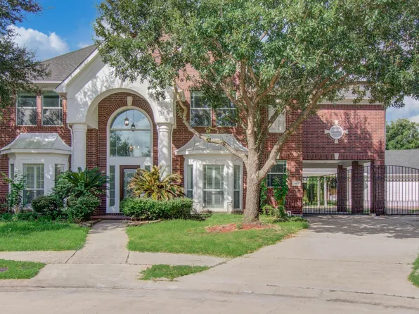 5803 Serrano Terrace Ln, Houston, TX 77041