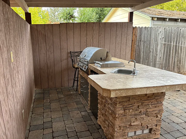 7 Lorraine St — Photo 8
