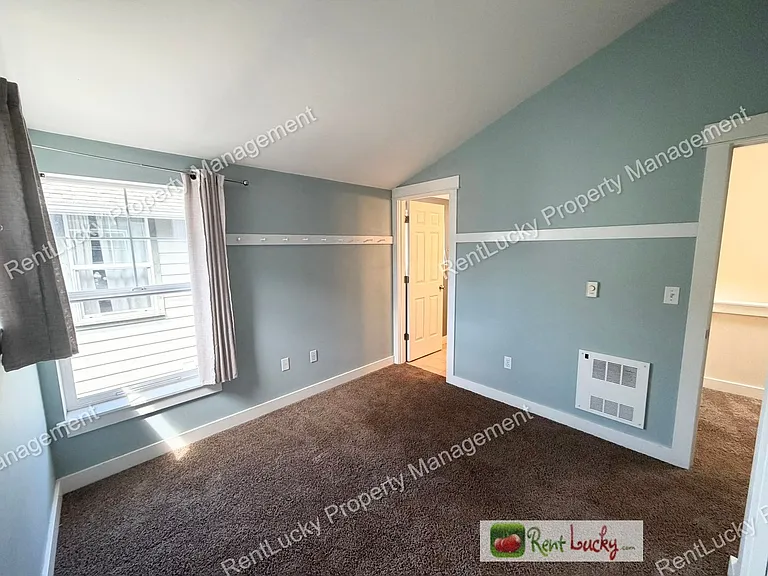 2652 NW 56th St — Photo 7