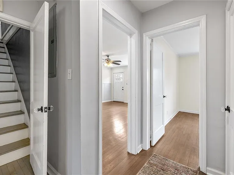 1649 Beecher St SW — Photo 17