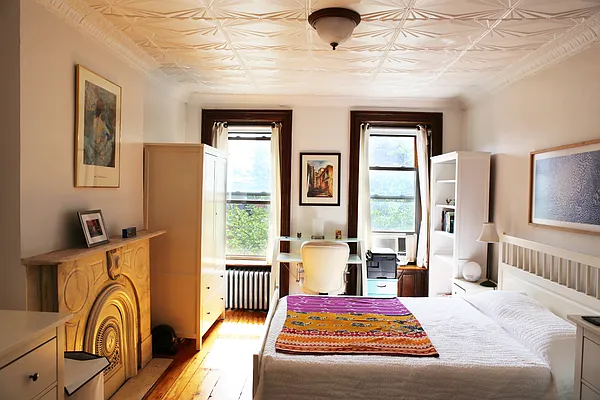 Rented by Chris Stewart, LREB | media 24