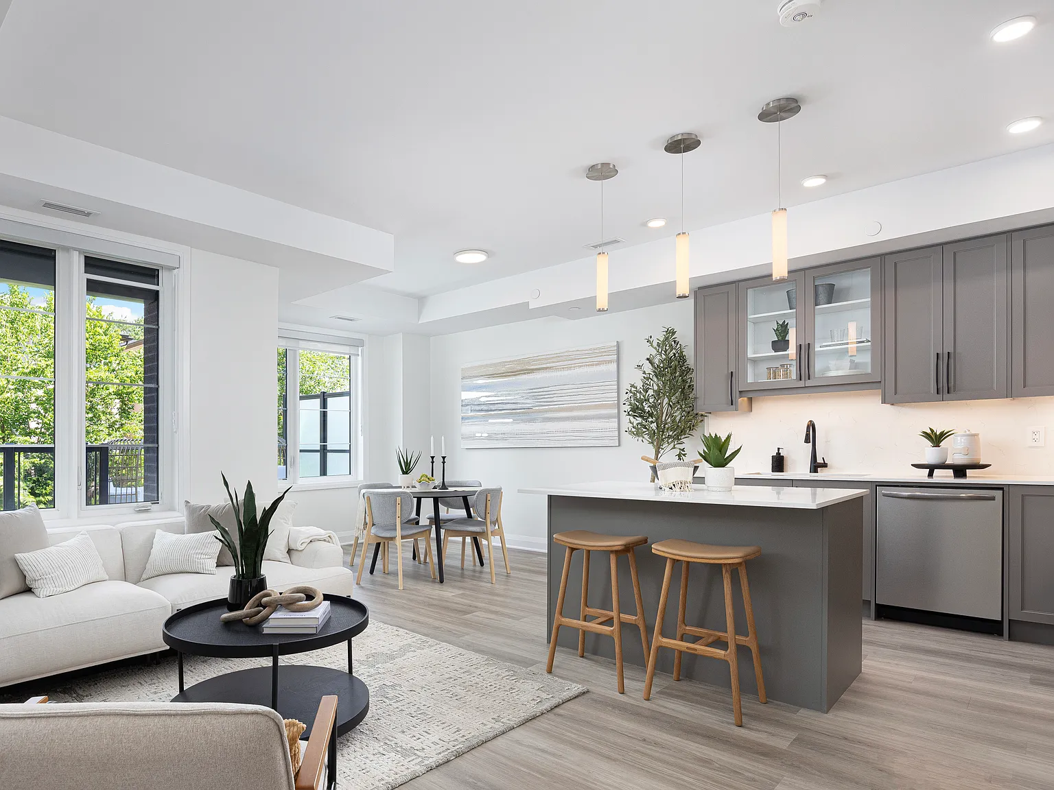 600 Brookdale Ave — Photo 1