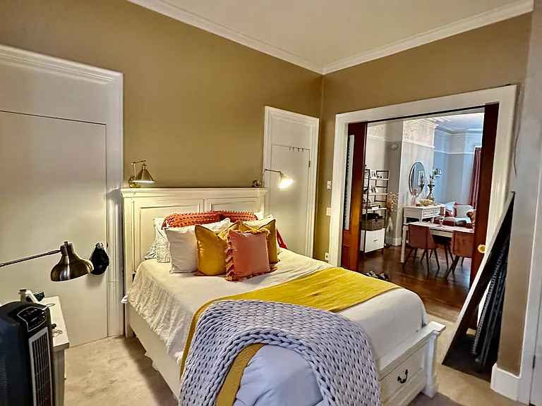 57 Rutland Sq #2 — Photo 6