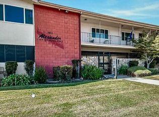 1411 S Divisadero St UNIT 2, Visalia, CA 93277
