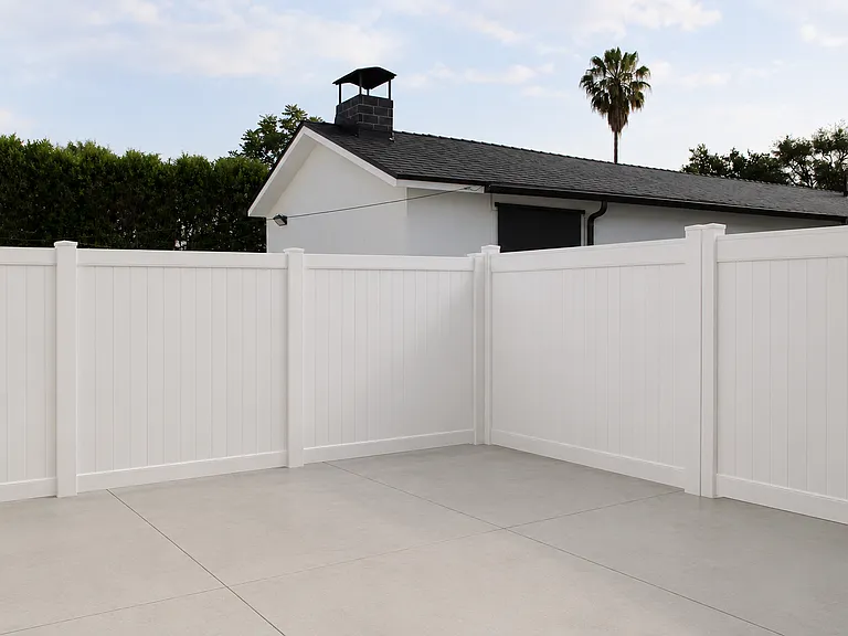 15217 Roya St — Photo 15