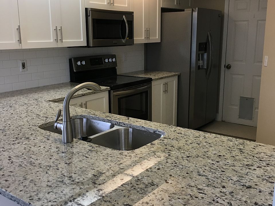 1st image of 17729 Esprit Dr