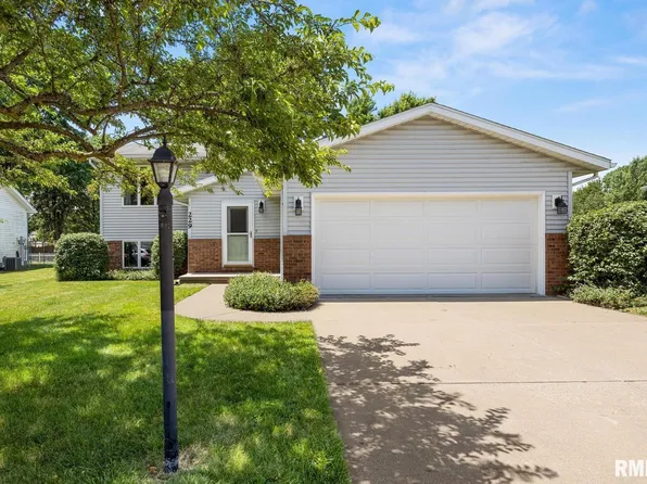 229 N Louise St, Chillicothe, IL 61523