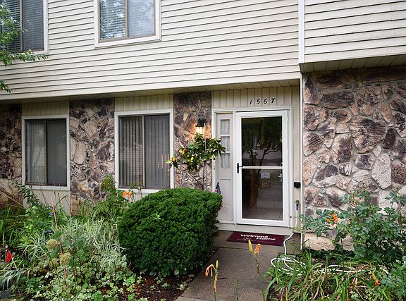 2nd image of 1567 Gibson Dr