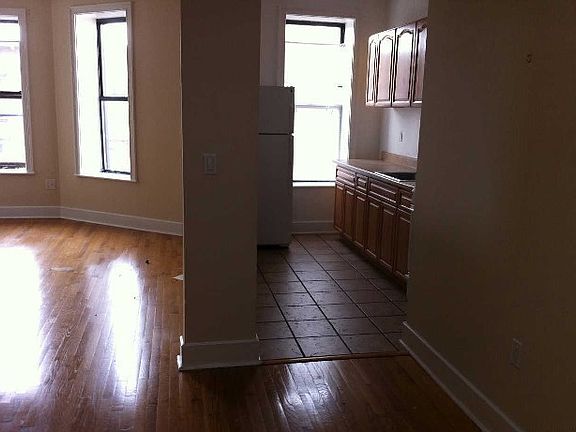 5th image of 325 Stuyvesant Ave #2
