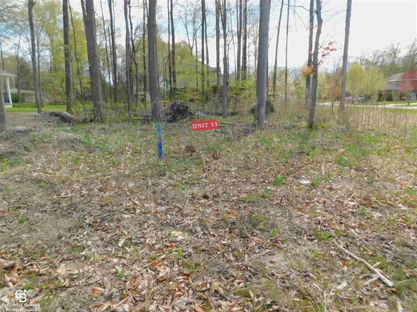 67610 Madeline St, Richmond, MI 48062