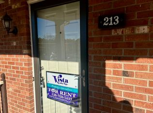 213 Olde Vineyard Ct, Winston Salem, NC 27104