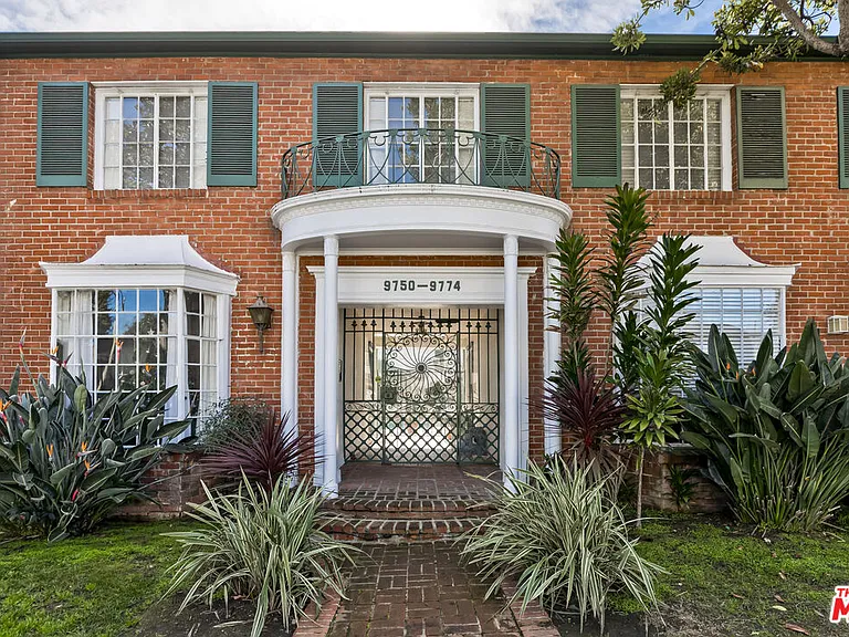 9768 W Olympic Blvd — Photo 1