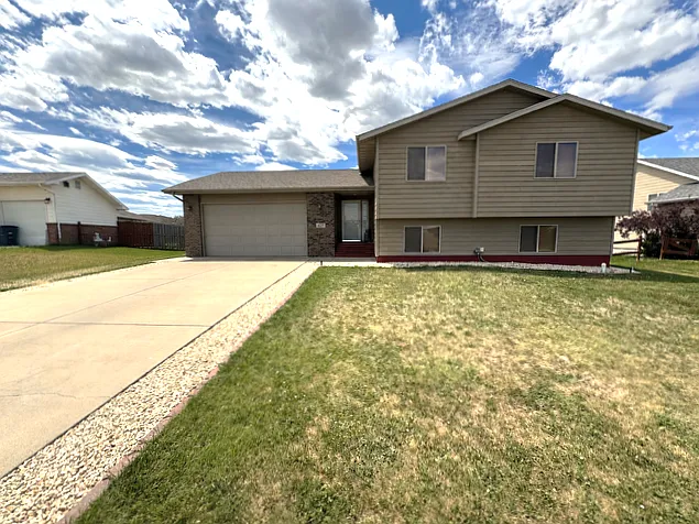 427 Morgen Rd — Photo 1