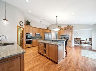 7430 Bester Ave, Inver Grove Heights, MN 55076