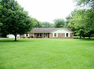 131 E Keller Hill Rd, Mooresville, IN 46158