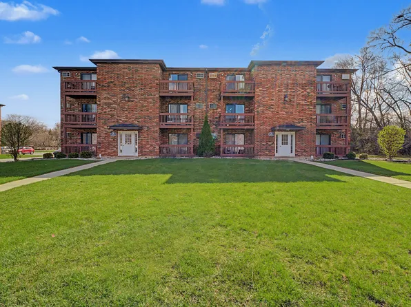 1003 Spruce St APT 3B, Glendale Heights, IL 60139