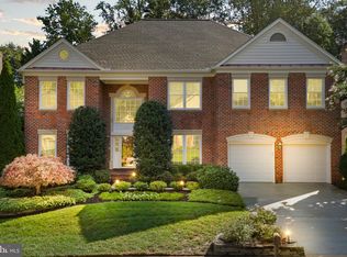 9419 Braymore Cir, Fairfax Station, VA 22039