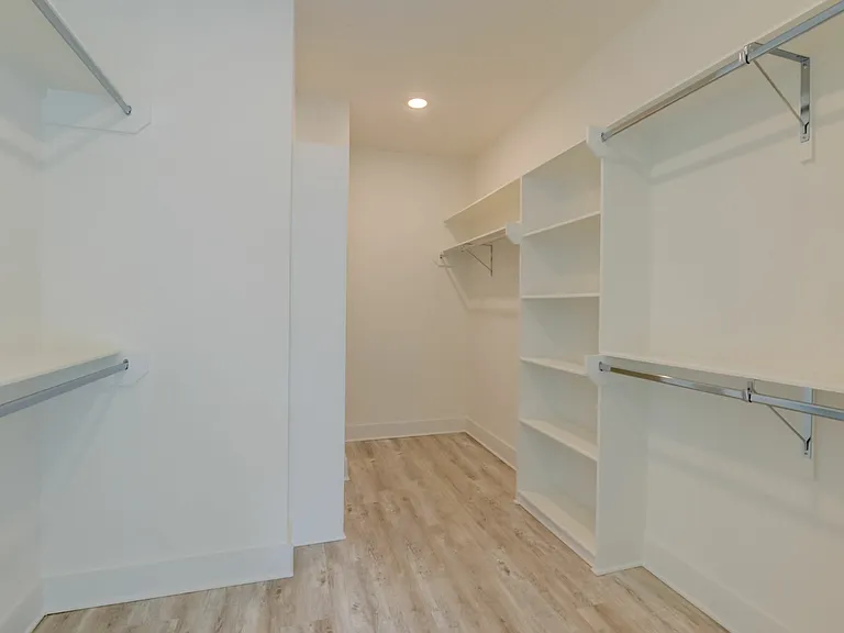 The Grove at Oak Forest Closet