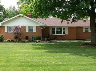 6845 Meadow View Dr, Indianapolis, IN 46226