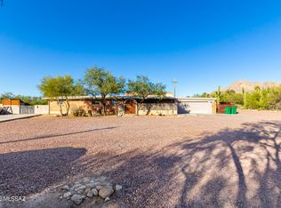 910 W Ina Rd, Tucson, AZ 85704