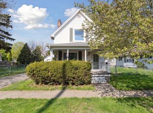 735 N Hickory St, Owosso, MI 48867