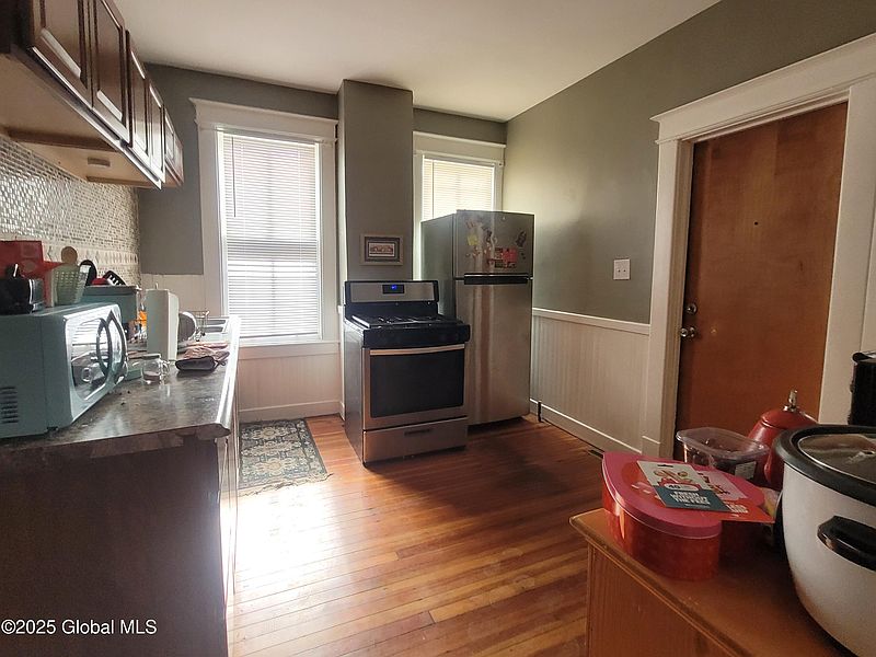3rd image of 106 Spring Street