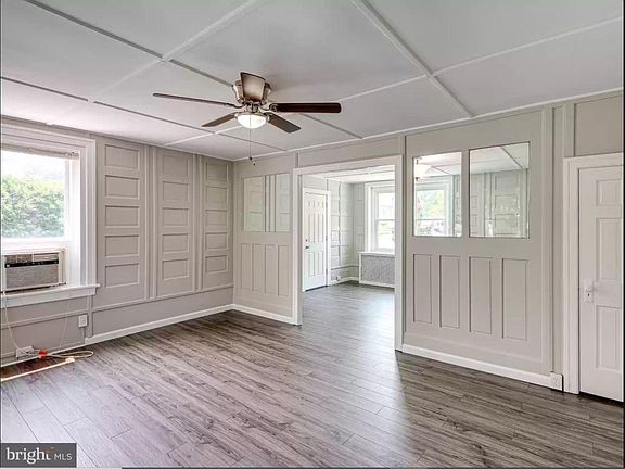3rd image of 299 4th Ave