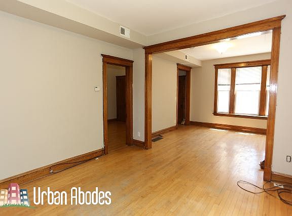 4th image of 2312 W Iowa St #1REAR