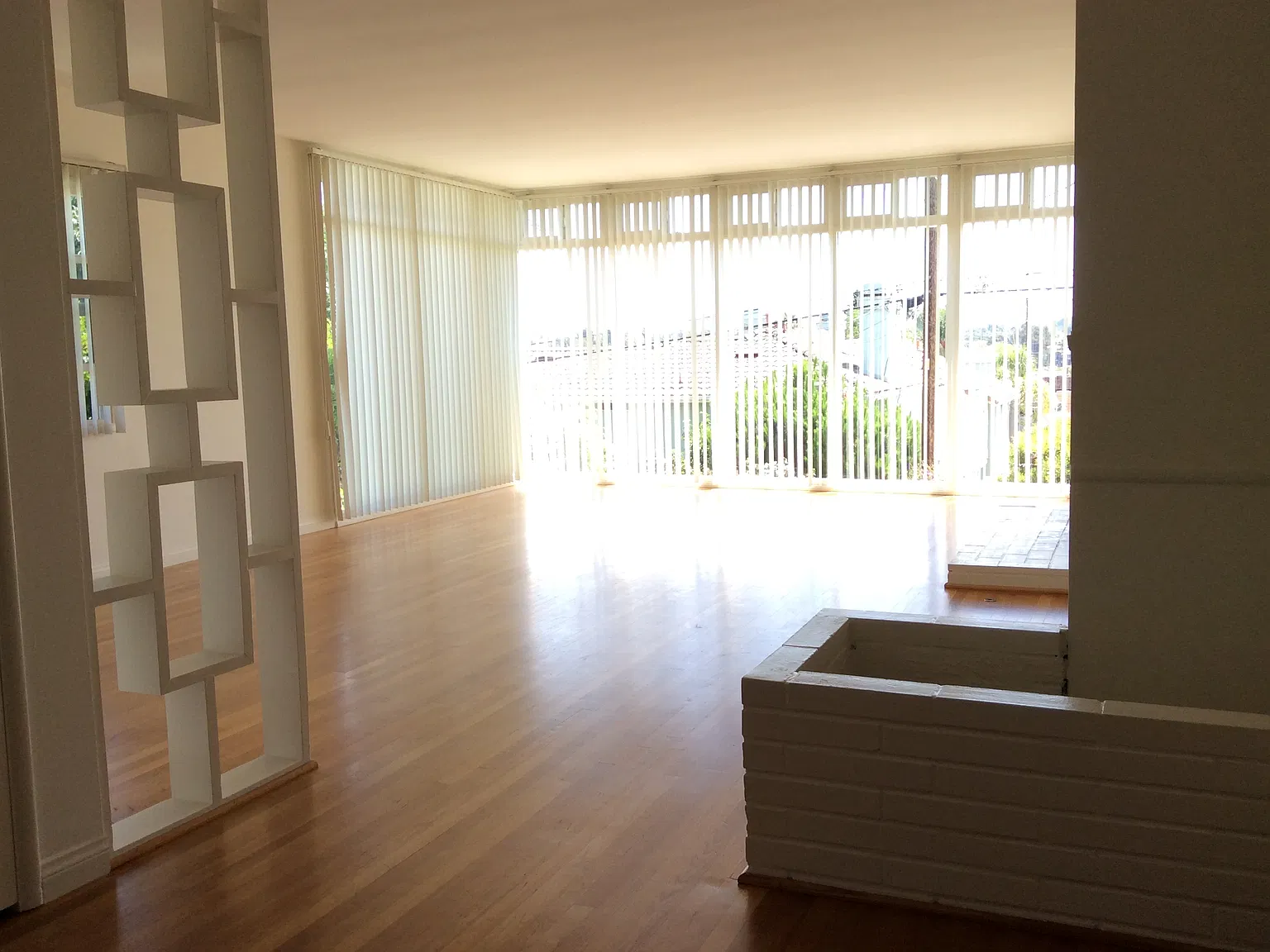 2 bed, 1.5 bath, 1200 sqft, $3,250 — Photo 3