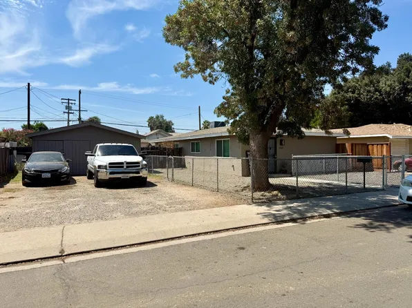 1004 Middlecoff Ave, Modesto, CA 95351