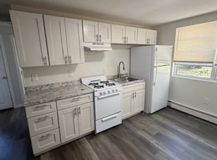 61 Park Ave W #5, Lowell, MA 01852
