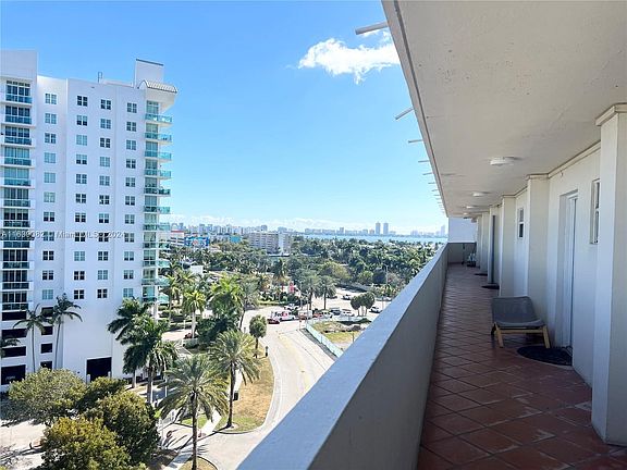 4th image of 7904 West Dr APT 914