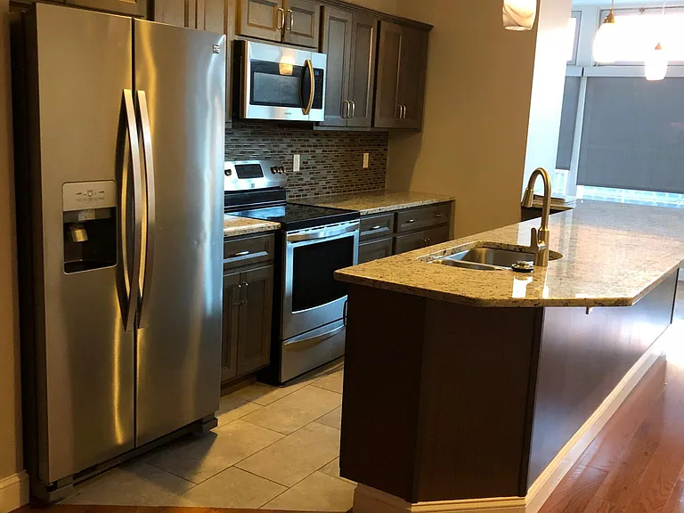 408 Spruce St #2 — Photo 6