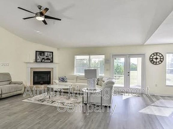 3rd image of 2120 Farrington Dr