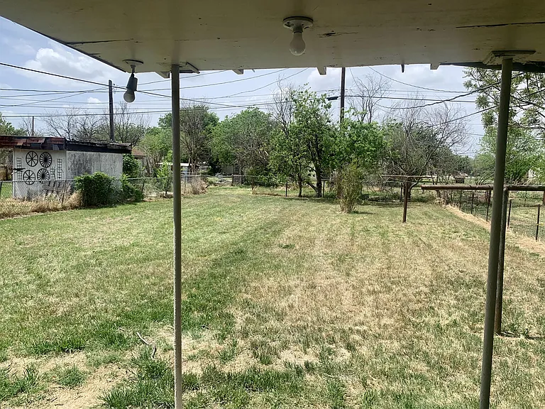 2710 Pennsylvania Rd — Photo 10