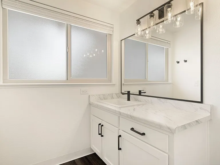 Villa Del Mar Apartments — Photo 50