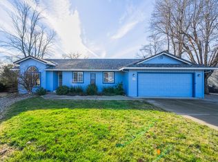2827 Donner Ct, Redding, CA 96001