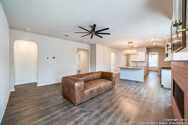 4230 Laterite Trl — Photo 11