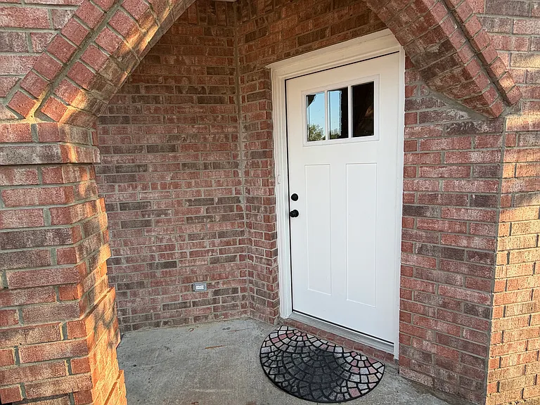 421 W Thomas St — Photo 27