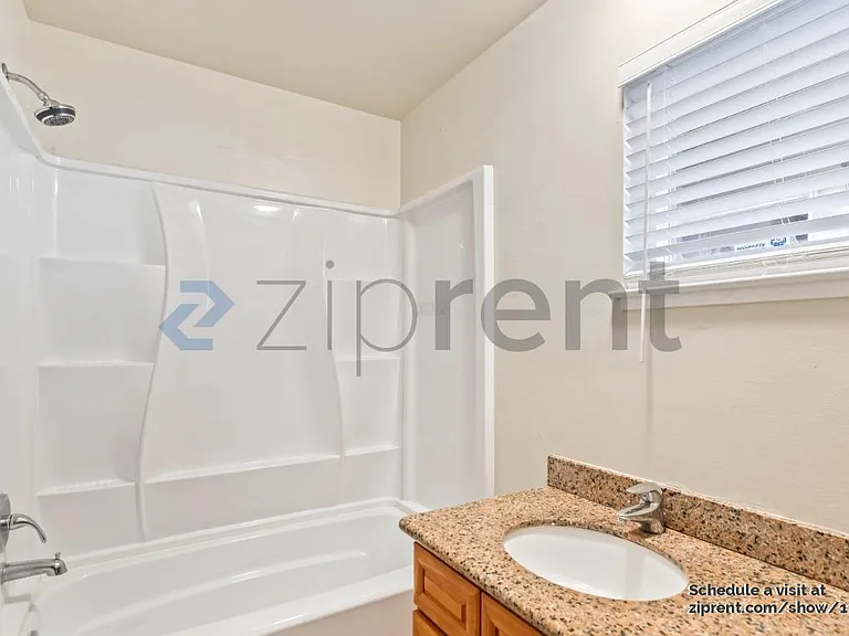 685 Carmar St — Photo 19