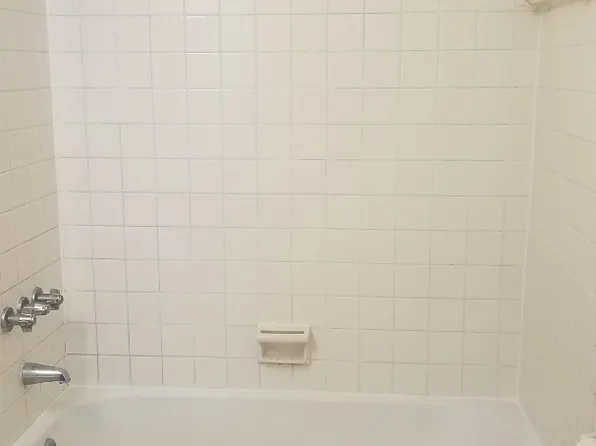 4040 S Kinnickinnic Ave #2, Saint Francis, WI 53235