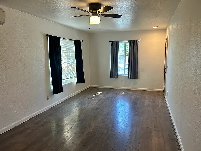 205 Grape St #2 — Photo 11