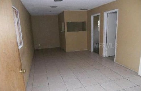 3rd image of 215 W Euclid Ave