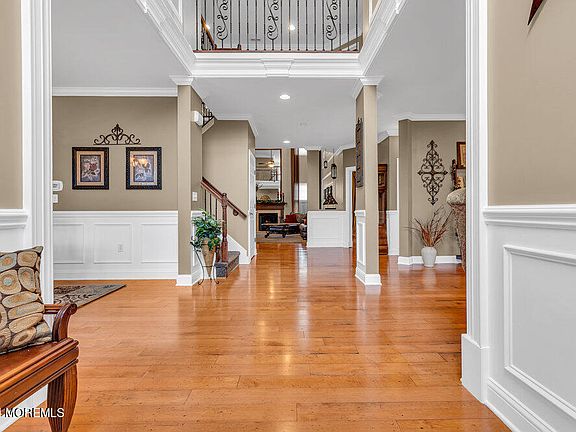 3rd image of 5 Kensington Court