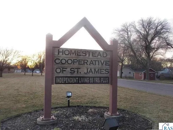 1000 9th St S, Saint James, MN 56081