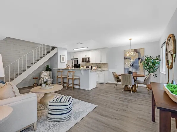 2207 Segundo Ct APT 2, Pleasanton, CA 94588